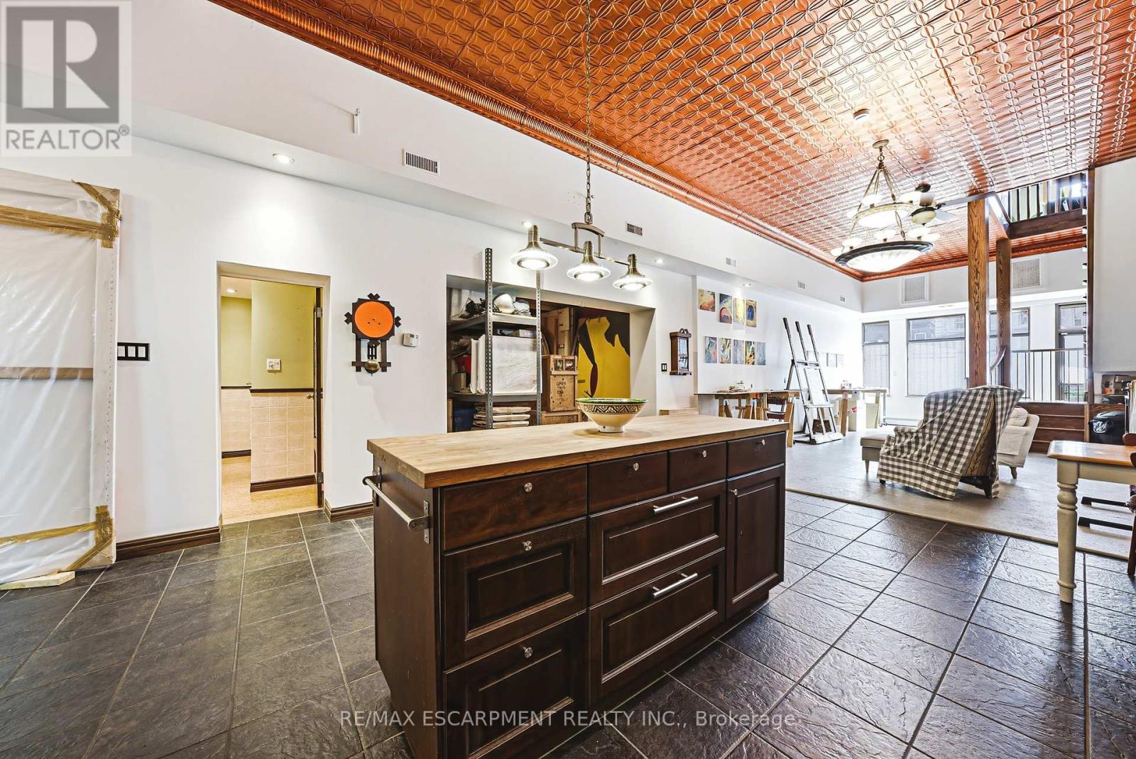 593-595 King Street E, Hamilton, Ontario  L8N 1E4 - Photo 13 - X13036868