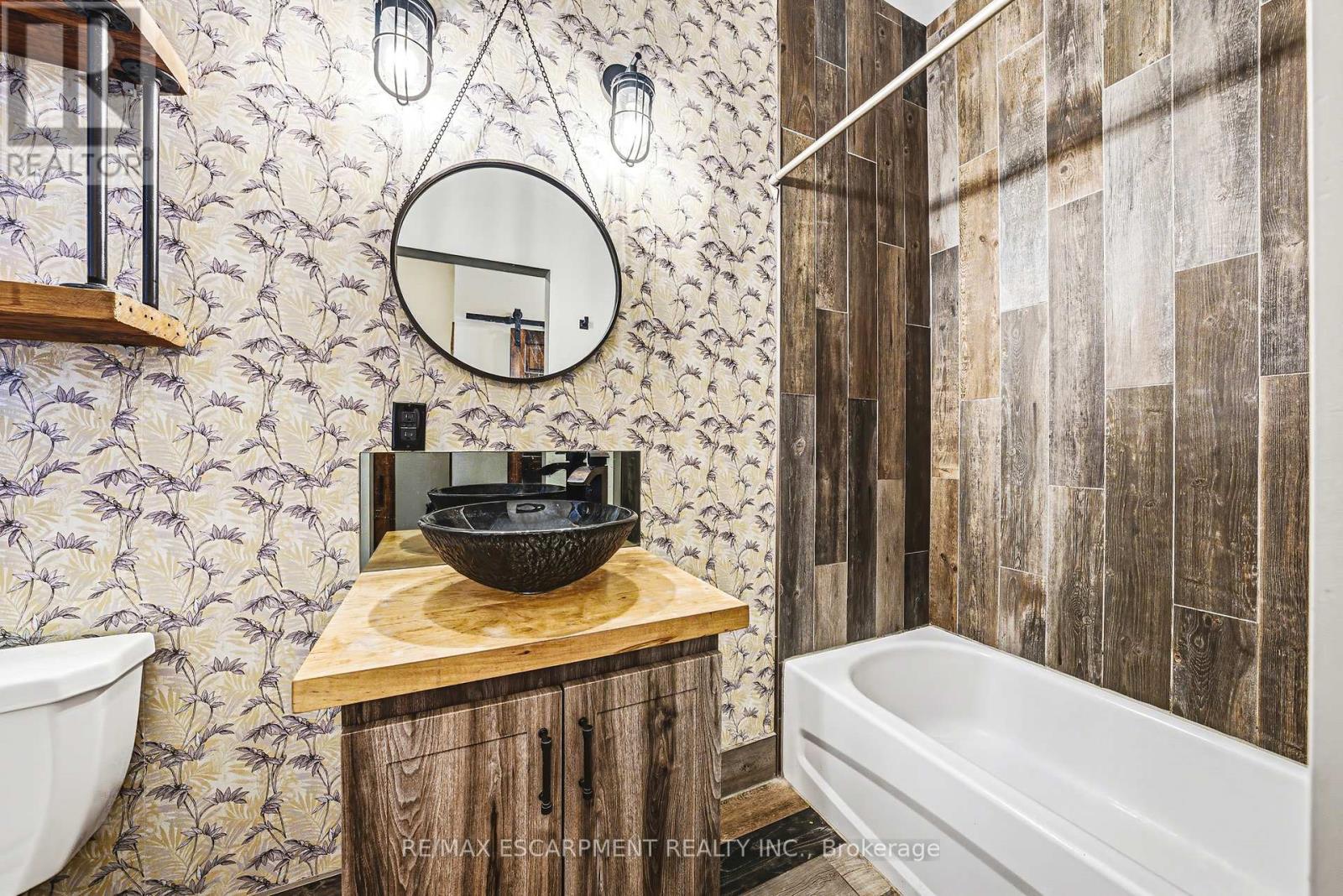 593-595 King Street E, Hamilton, Ontario  L8N 1E4 - Photo 38 - X13036868