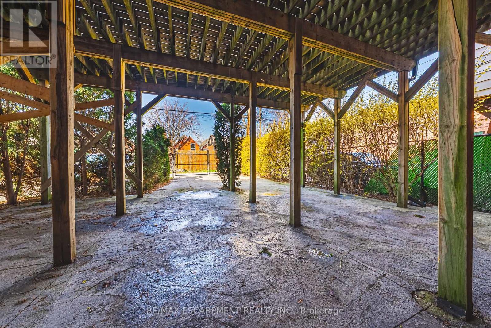 593-595 King Street E, Hamilton, Ontario  L8N 1E4 - Photo 43 - X13036868