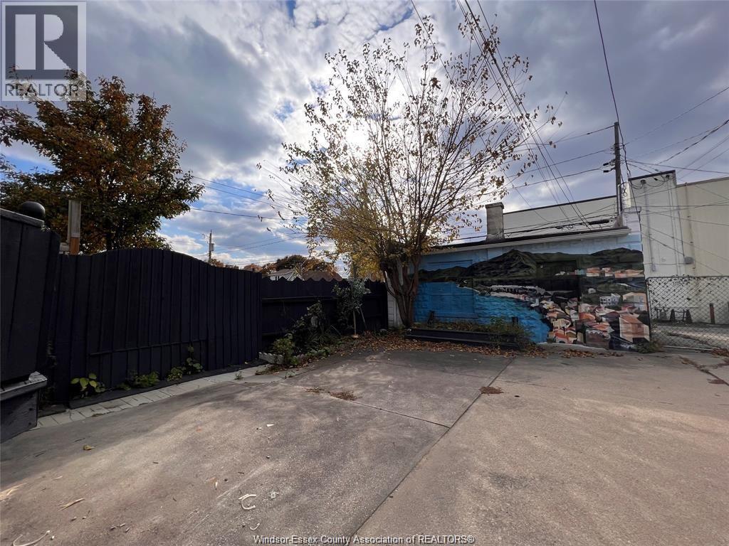 1315 Lincoln Road Unit# Main, Windsor, Ontario  N8Y 2J2 - Photo 11 - 26009061