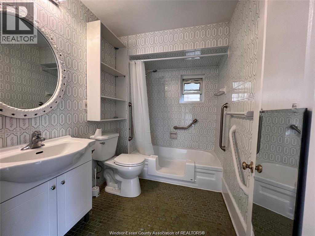 1315 Lincoln Road Unit# Main, Windsor, Ontario  N8Y 2J2 - Photo 9 - 26009061