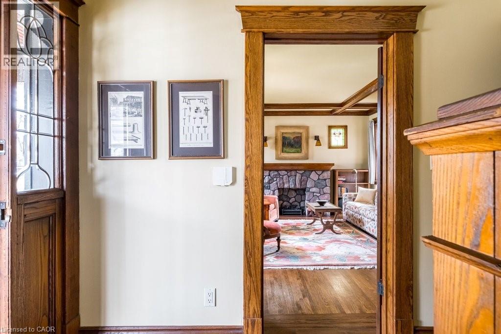 91 Paisley Avenue N, Hamilton, Ontario  L8S 4H2 - Photo 6 - 40823587