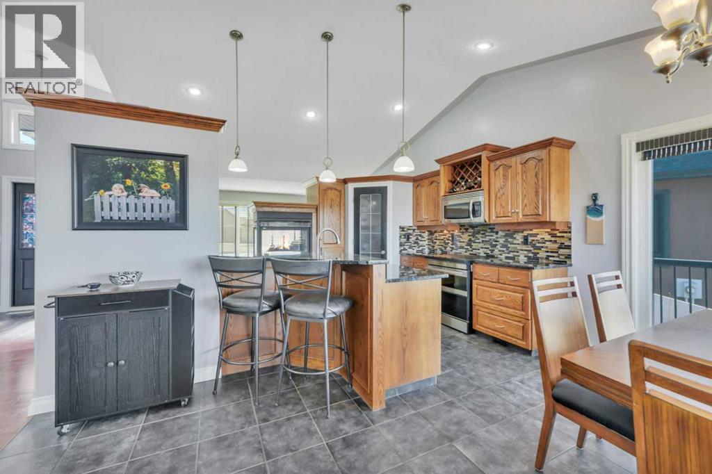 82 Ingram Close, Red Deer, Alberta  T4R 0A3 - Photo 11 - A2303803