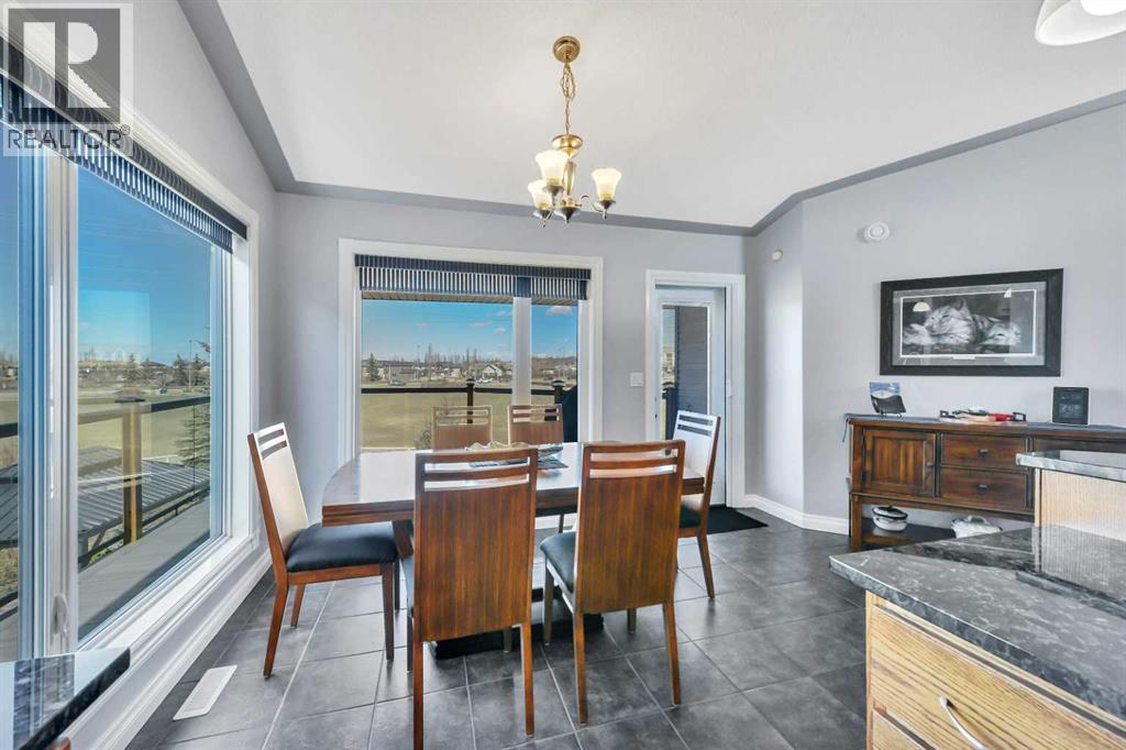 82 Ingram Close, Red Deer, Alberta  T4R 0A3 - Photo 13 - A2303803