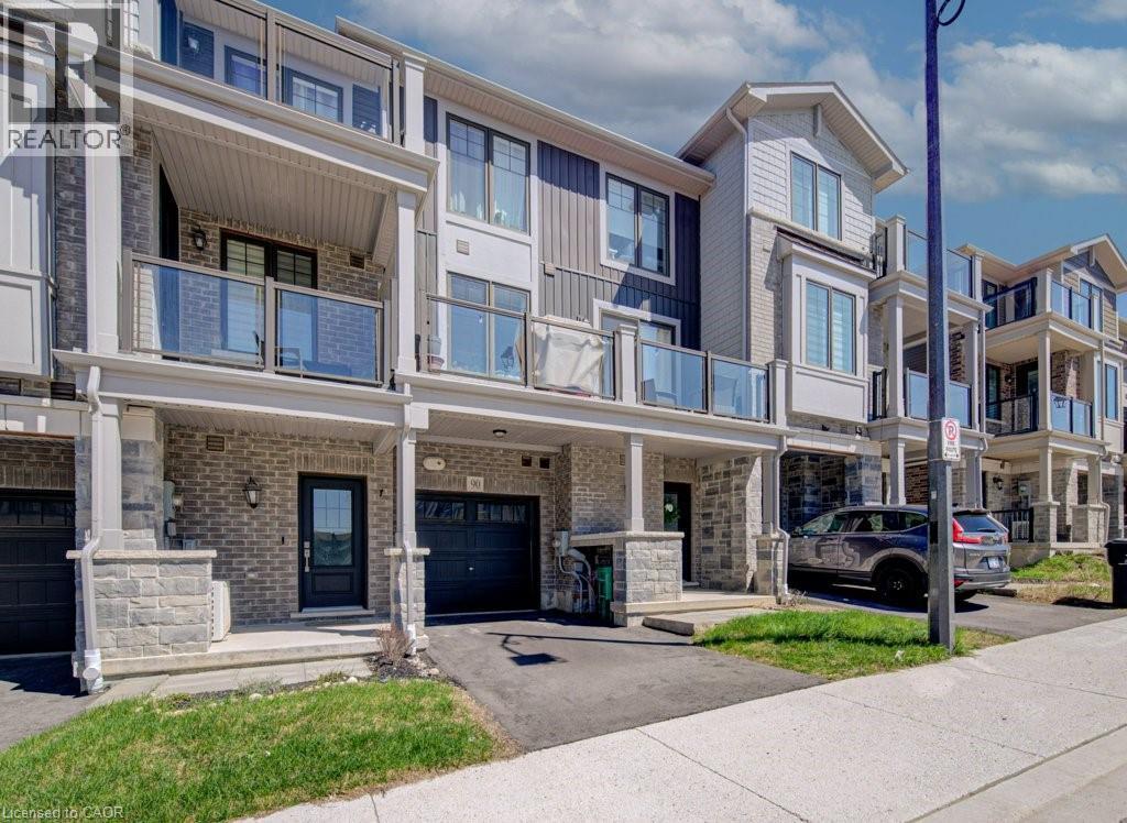 10 BIRMINGHAM Drive Unit# 90, Cambridge, Ontario