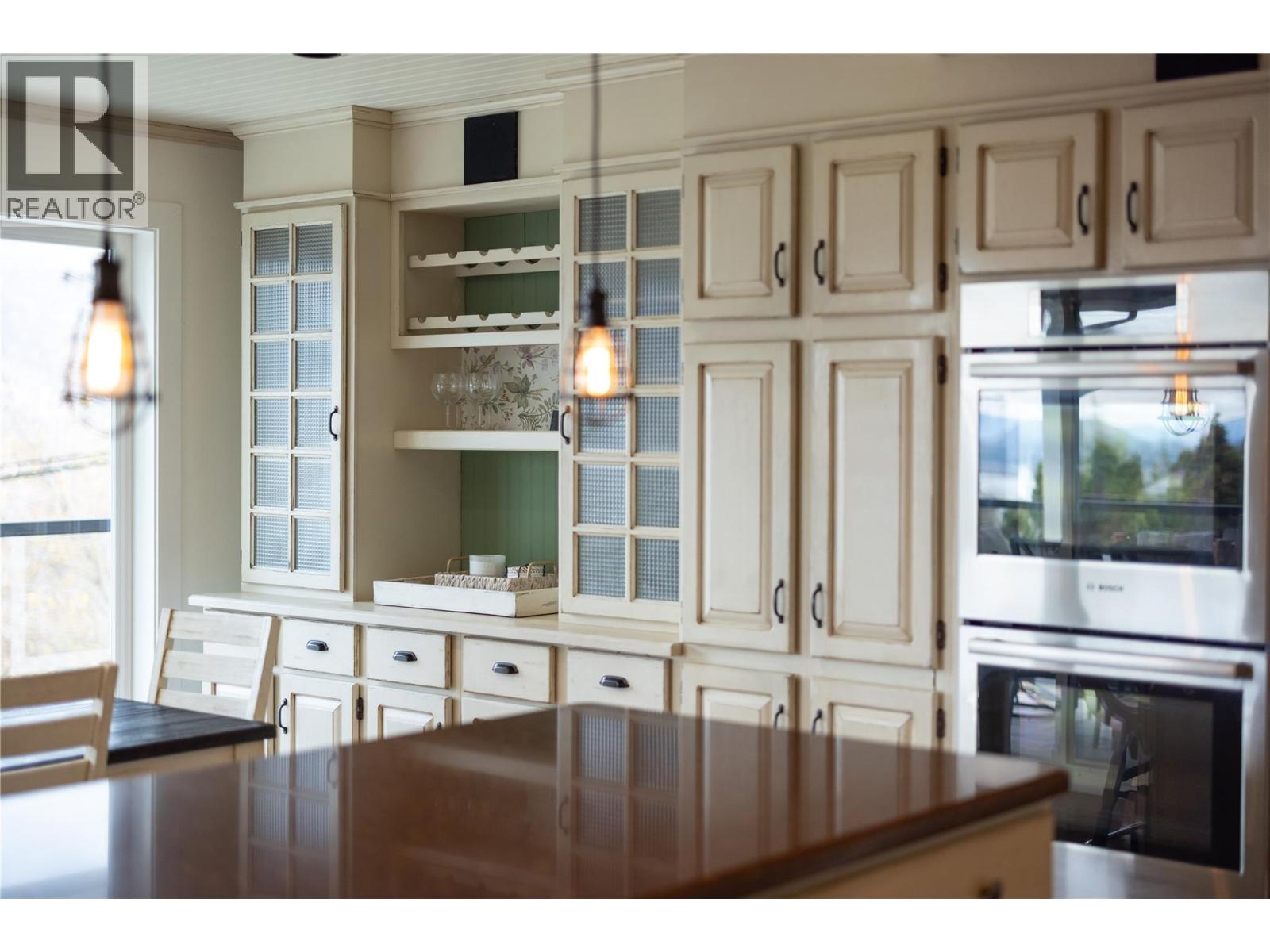 277 Clifton Road N, Kelowna, British Columbia  V1V 1N3 - Photo 5 - 10382889