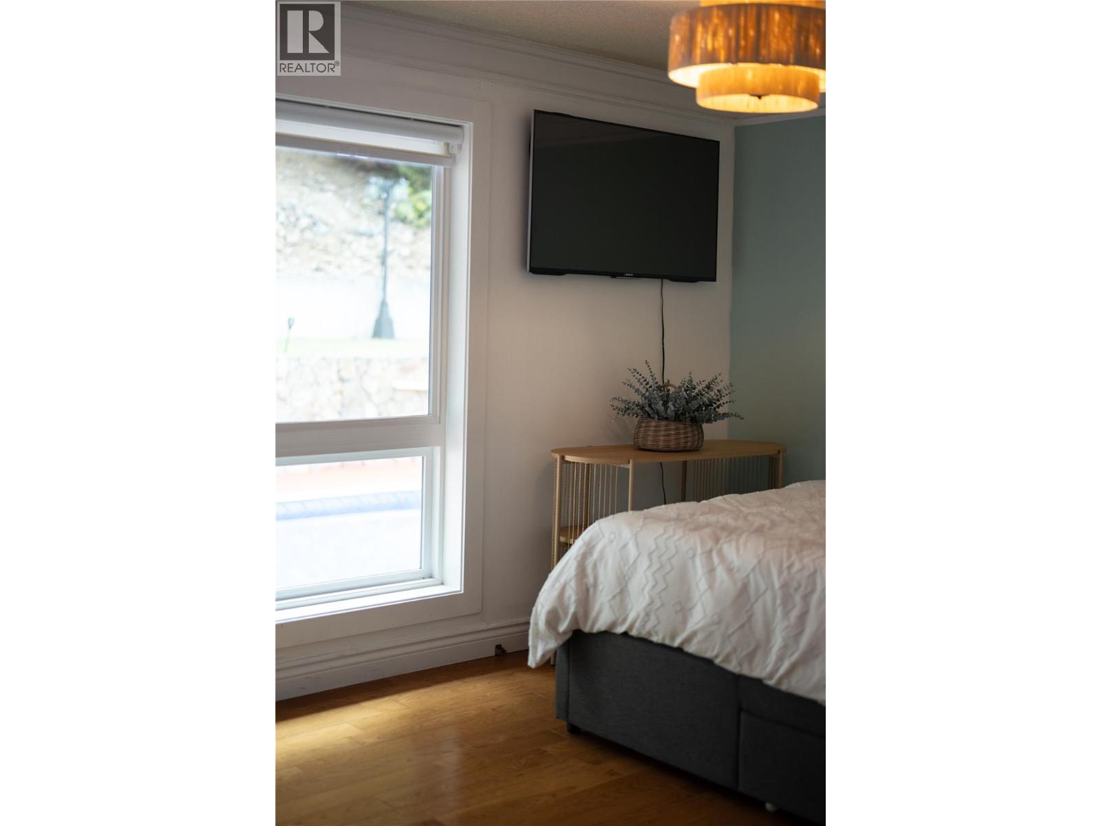 277 Clifton Road N, Kelowna, British Columbia  V1V 1N3 - Photo 46 - 10382889