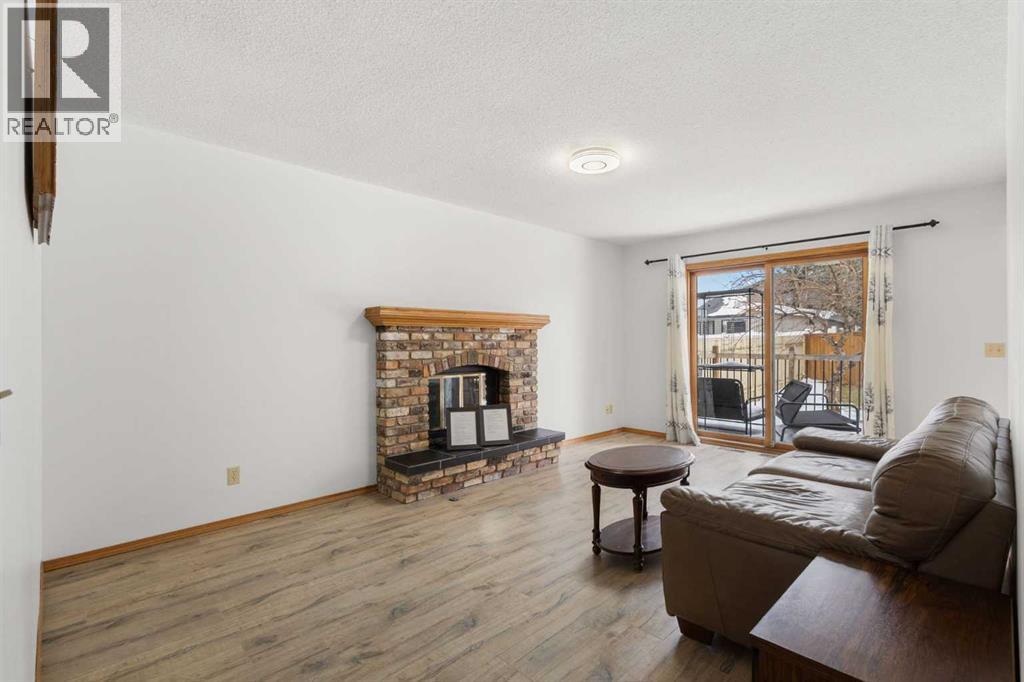 132 Scenic Cove Circle NW, Calgary, Alberta  T3L 1M9 - Photo 9 - A2284377