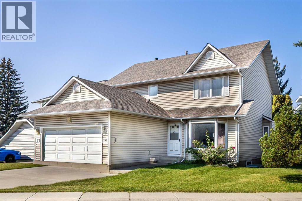 132 Scenic Cove Circle NW, Calgary, Alberta  T3L 1M9 - Photo 2 - A2284377
