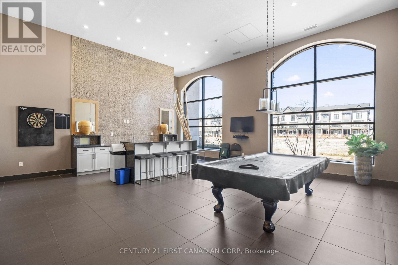 605 - 240 Villagewalk Boulevard, London North, Ontario  N6G 0P6 - Photo 9 - X13037148