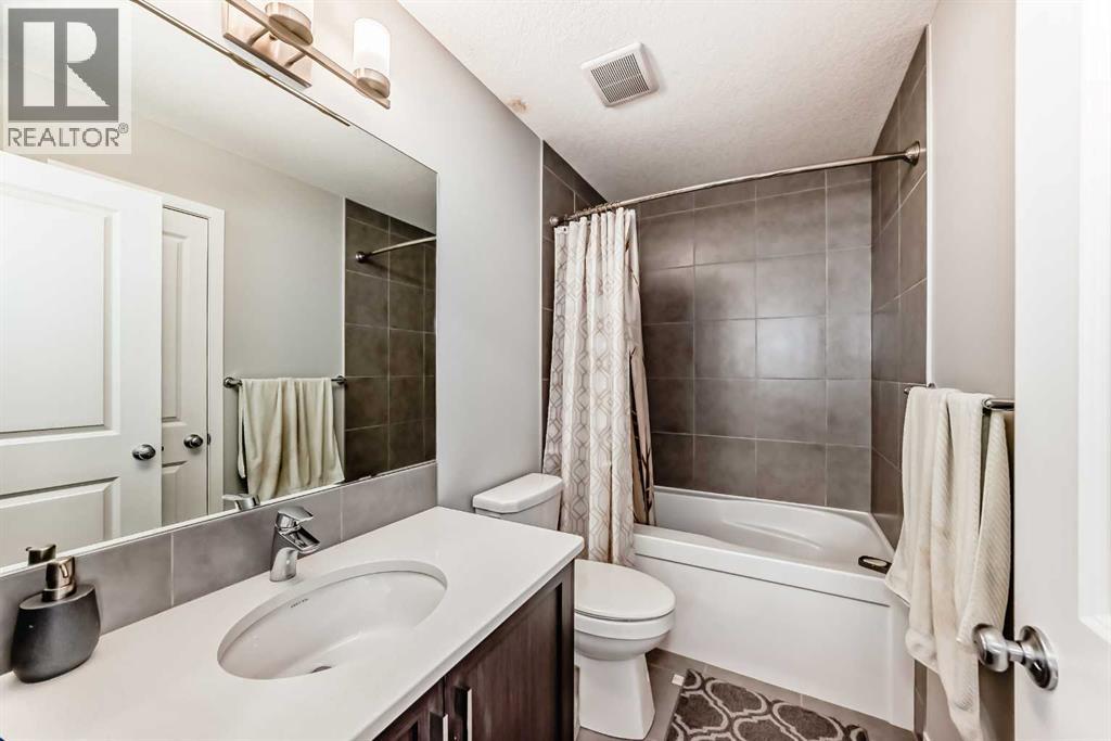 948 West Lakeview Drive, Chestermere, Alberta  T1X 2N4 - Photo 41 - A2298963