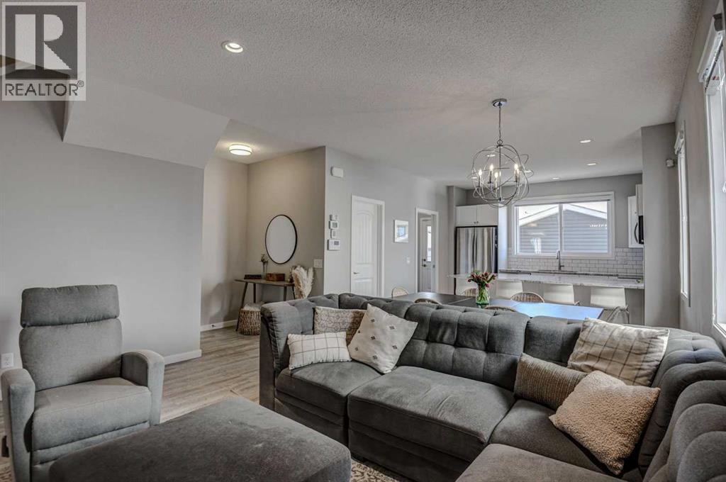 52 Masters Link SE, Calgary, Alberta  T3M 2N2 - Photo 9 - A2301224