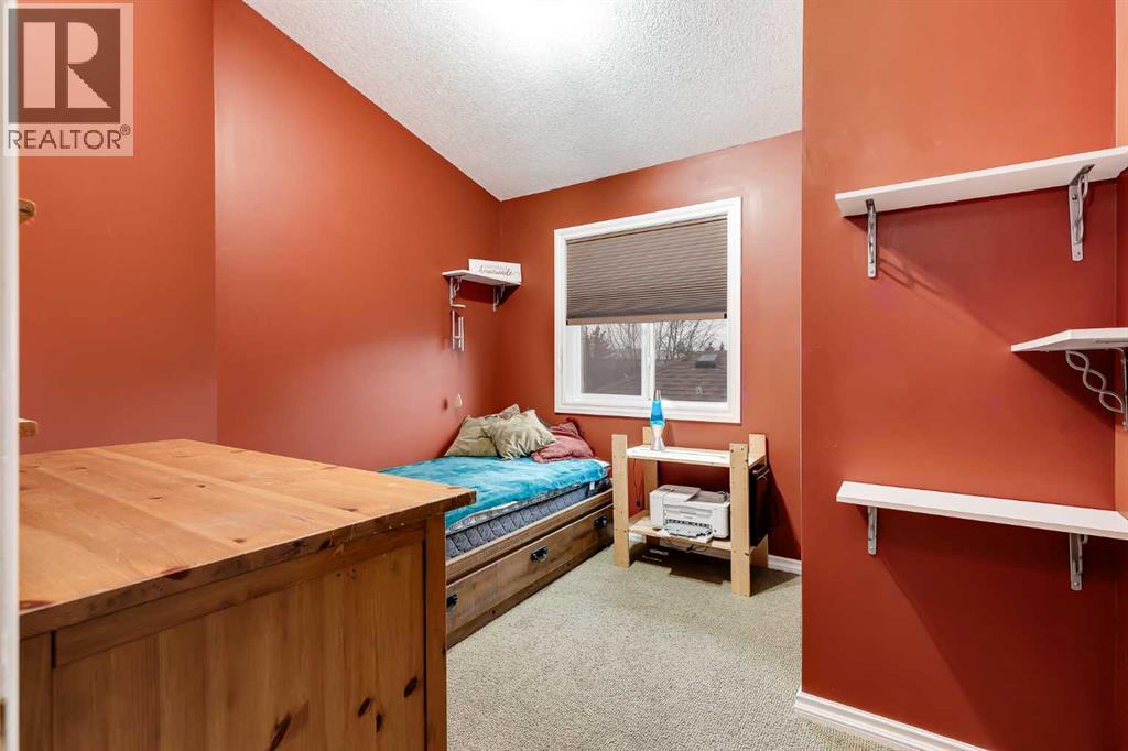 127 Woodside Crescent NW, Airdrie, Alberta  T4B 2K4 - Photo 24 - A2301636