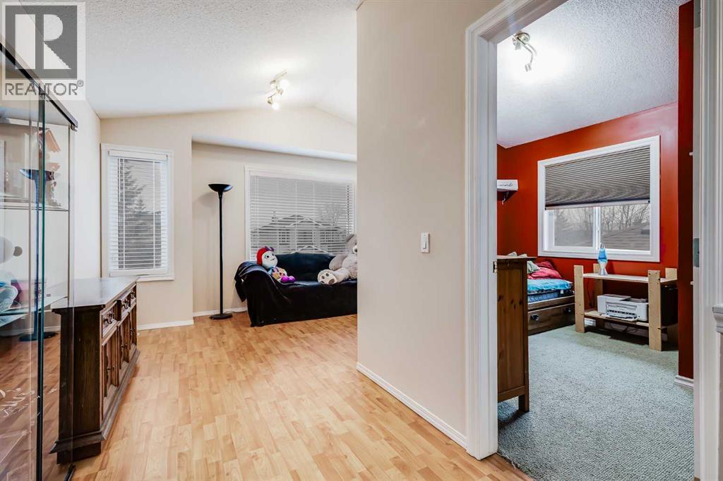 127 Woodside Crescent NW, Airdrie, Alberta  T4B 2K4 - Photo 28 - A2301636