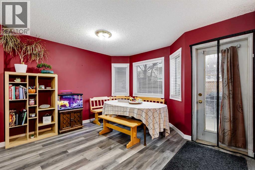 127 Woodside Crescent NW, Airdrie, Alberta  T4B 2K4 - Photo 9 - A2301636