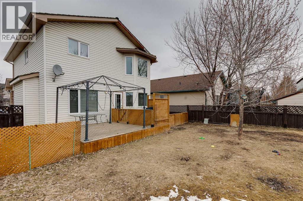 127 Woodside Crescent NW, Airdrie, Alberta  T4B 2K4 - Photo 37 - A2301636