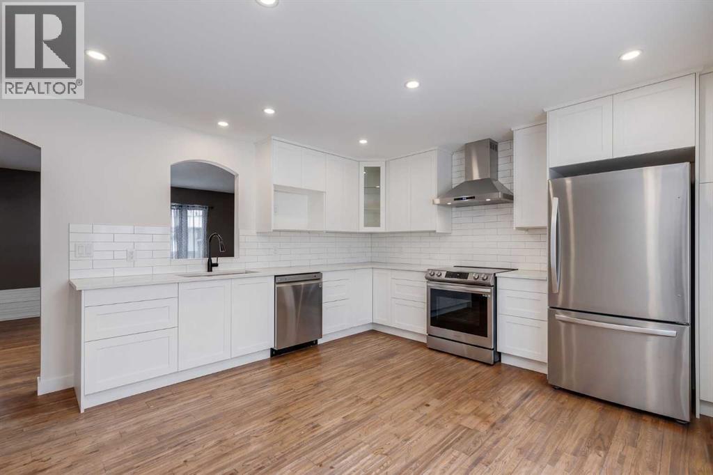 41 Alpine Crescent SE, Airdrie, Alberta  T4B 1K9 - Photo 8 - A2302323