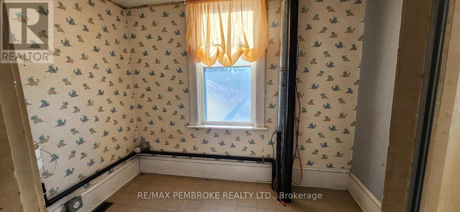 77 Main Street, Whitewater Region, Ontario  K0J 1K0 - Photo 14 - X13037168