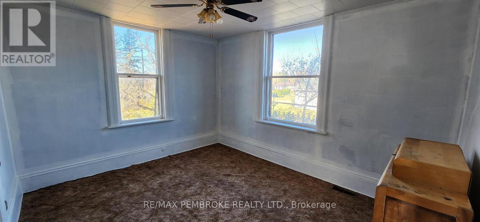 77 Main Street, Whitewater Region, Ontario  K0J 1K0 - Photo 8 - X13037168