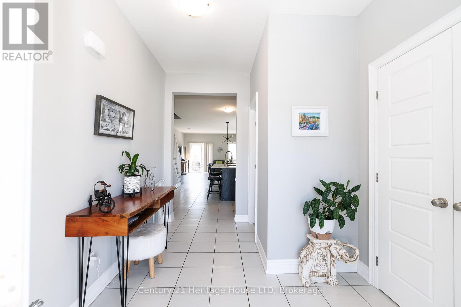 390 Hummel Crescent, Fort Erie, Ontario  L2A 0E8 - Photo 4 - X13037042