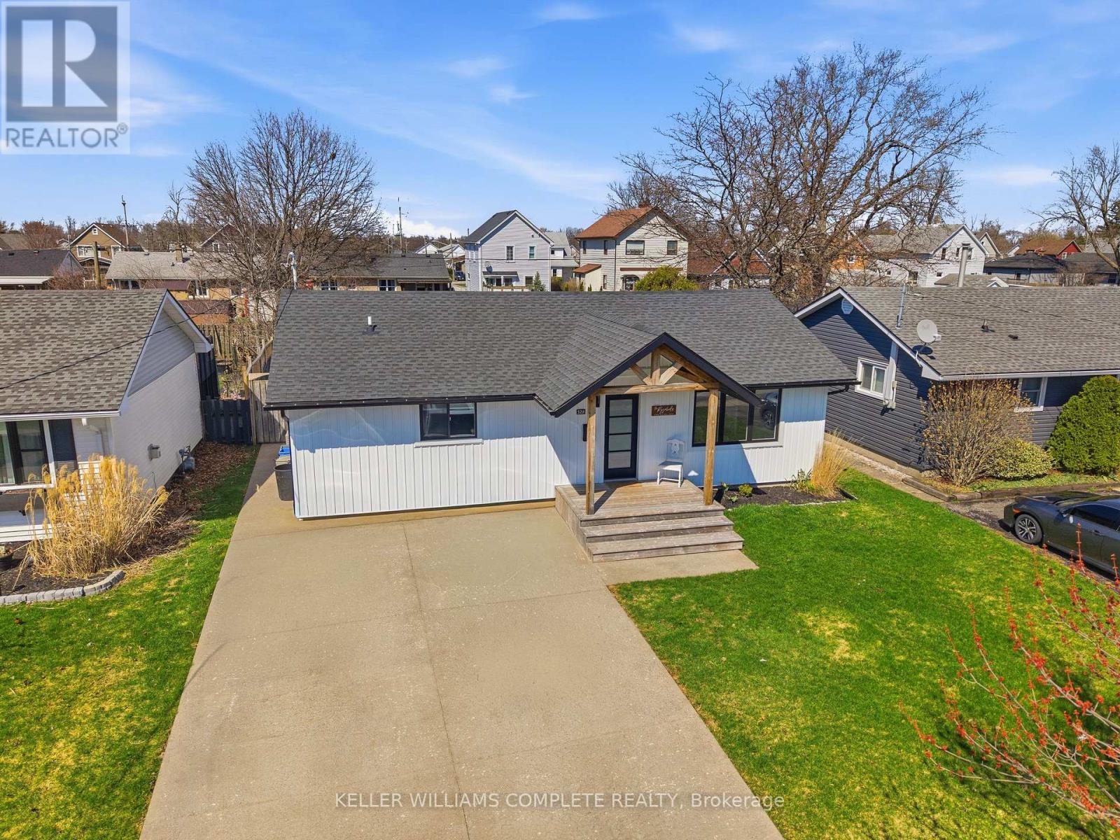 328 Dufferin Street, Fort Erie, Ontario  L2A 2T9 - Photo 2 - X13037262