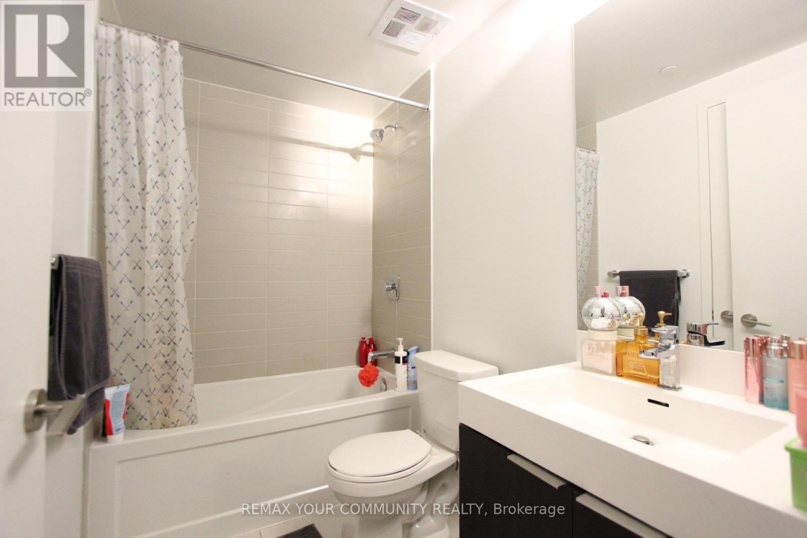 504 - 3100 Keele Street, Toronto, Ontario  M3M 2H4 - Photo 6 - W13035254