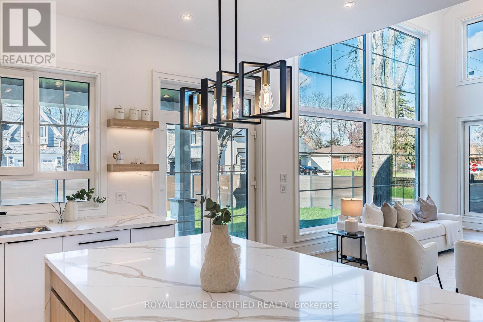 1404 Waverly Avenue Sw, Oakville, Ontario  L6L 2S3 - Photo 22 - W13030482