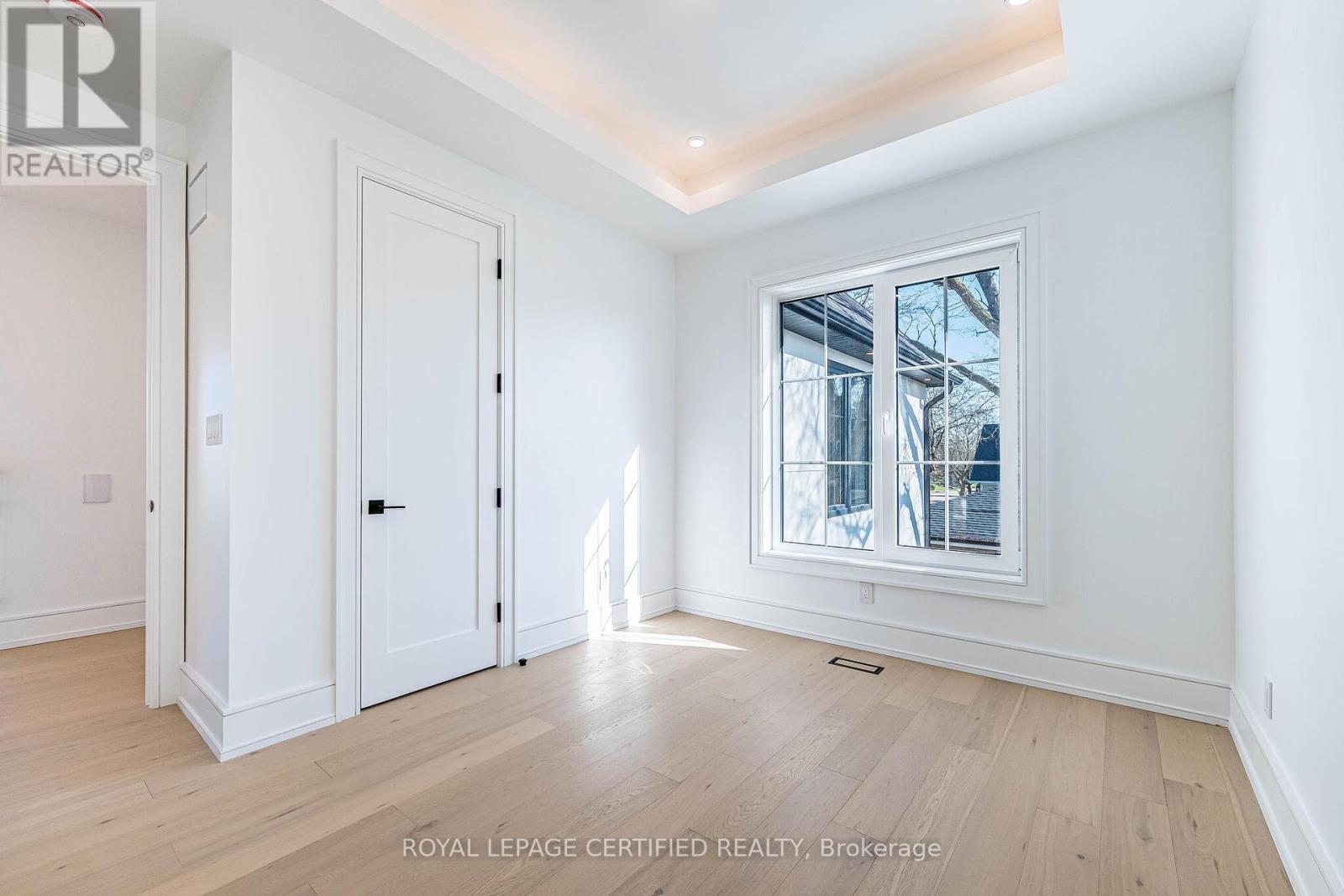 1404 Waverly Avenue Sw, Oakville, Ontario  L6L 2S3 - Photo 32 - W13030482