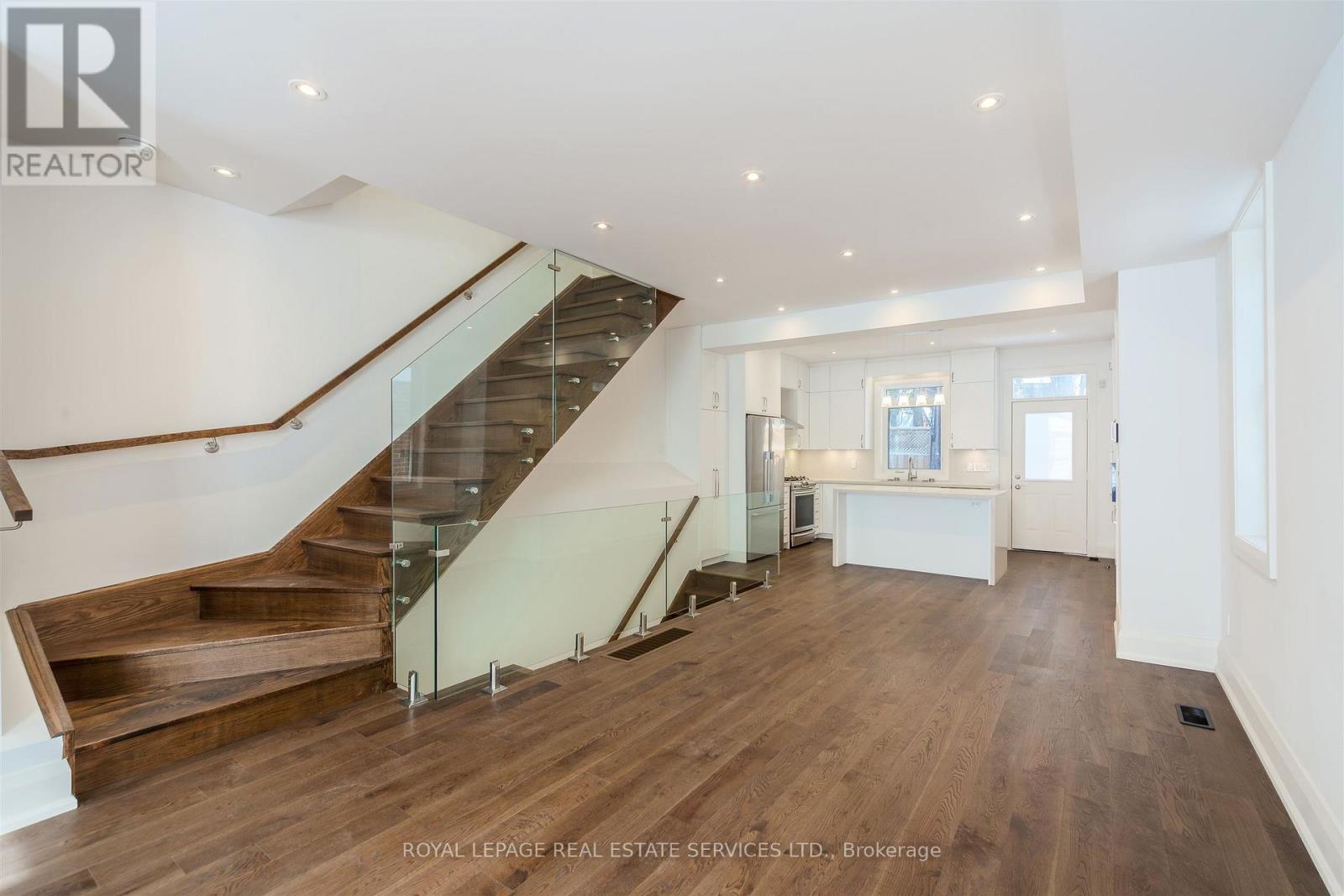 26 Bishop Street, Toronto, Ontario  M5R 1N2 - Photo 11 - C12838180