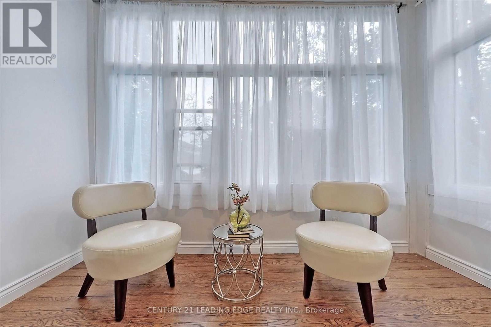 233 Borden Street, Toronto, Ontario  M5S 2N5 - Photo 8 - C13037098