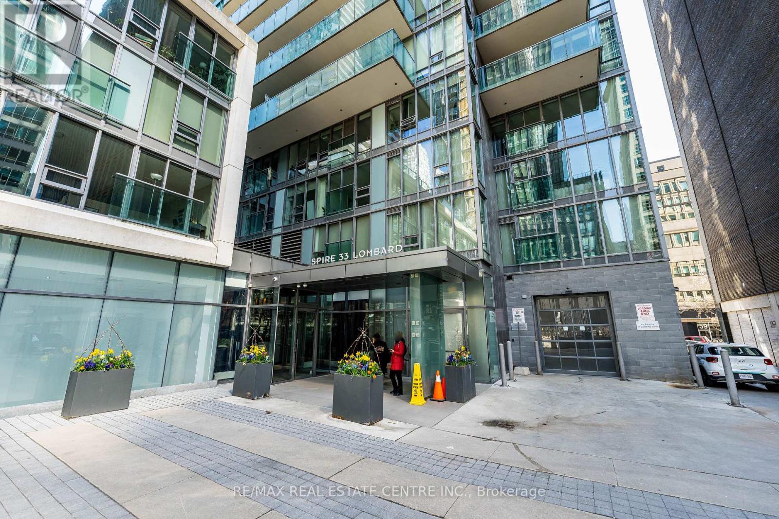 216 - 33 LOMBARD STREET, Toronto, Ontario