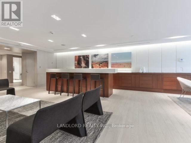 207 - 170 Avenue Road, Toronto, Ontario  M5R 0A4 - Photo 18 - C13037146