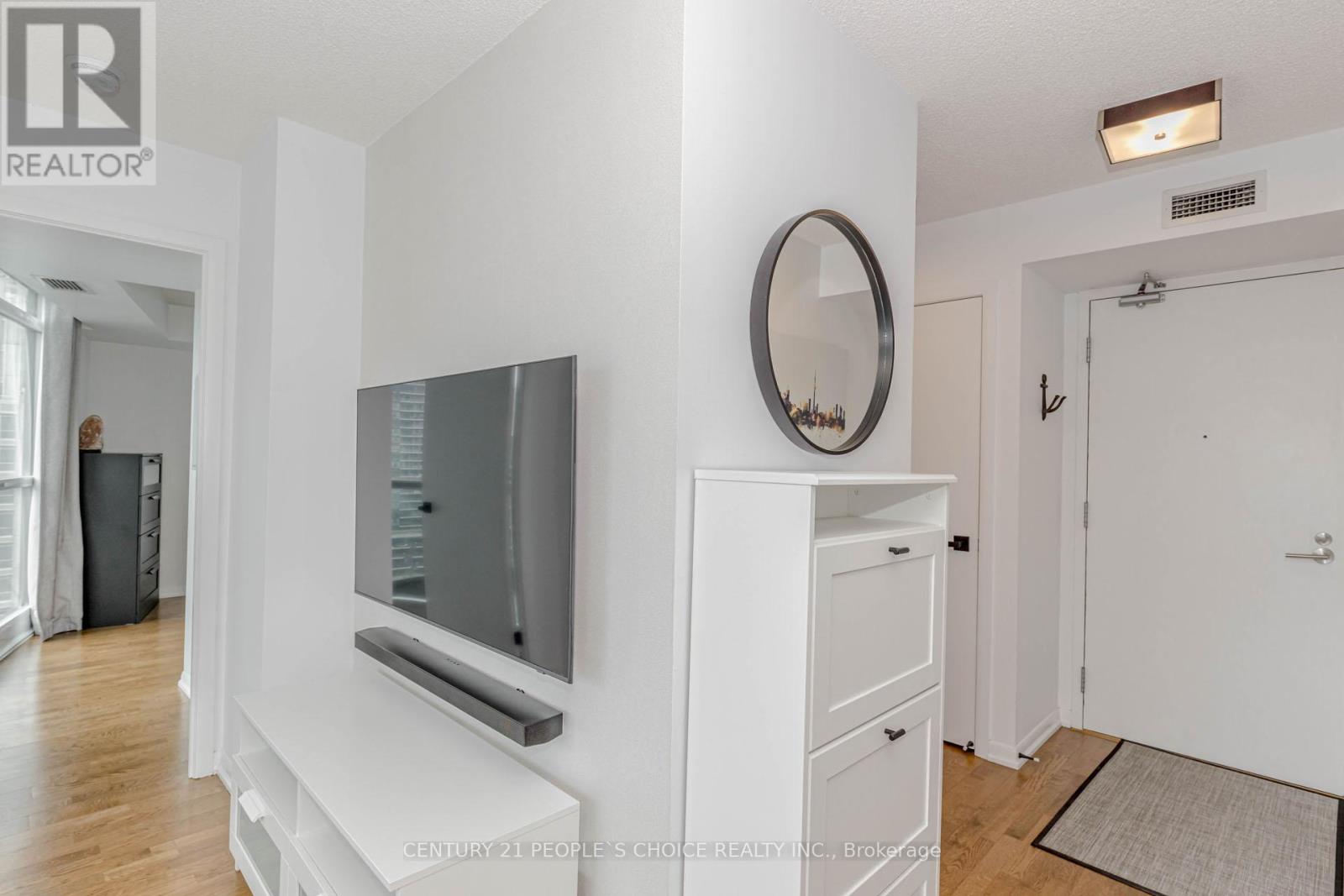 1611 - 215 Fort York Boulevard, Toronto, Ontario  M5V 4A2 - Photo 10 - C13037158