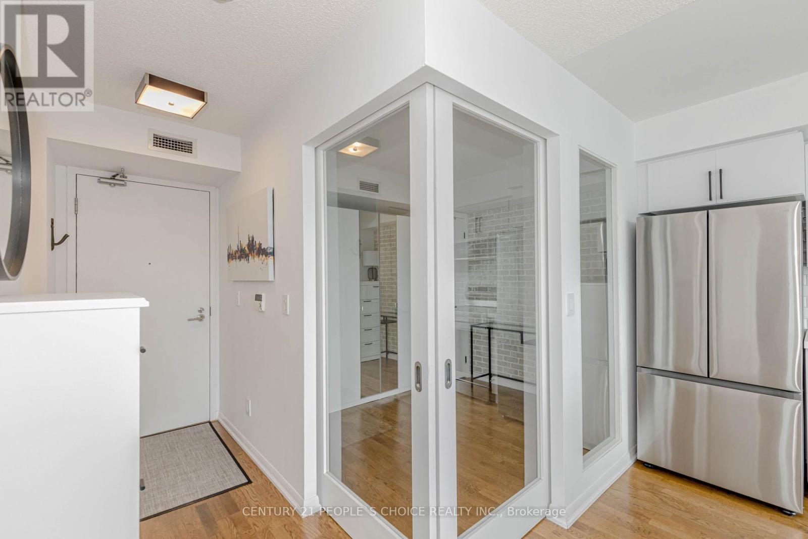 1611 - 215 Fort York Boulevard, Toronto, Ontario  M5V 4A2 - Photo 11 - C13037158