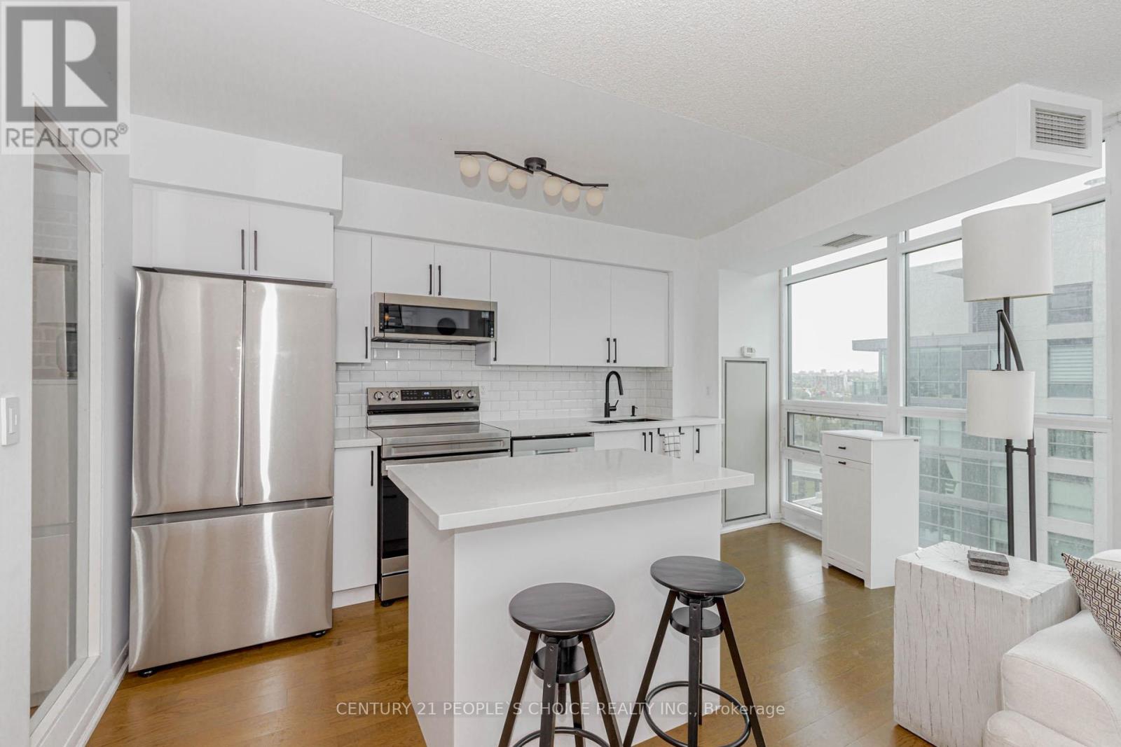 1611 - 215 Fort York Boulevard, Toronto, Ontario  M5V 4A2 - Photo 13 - C13037158