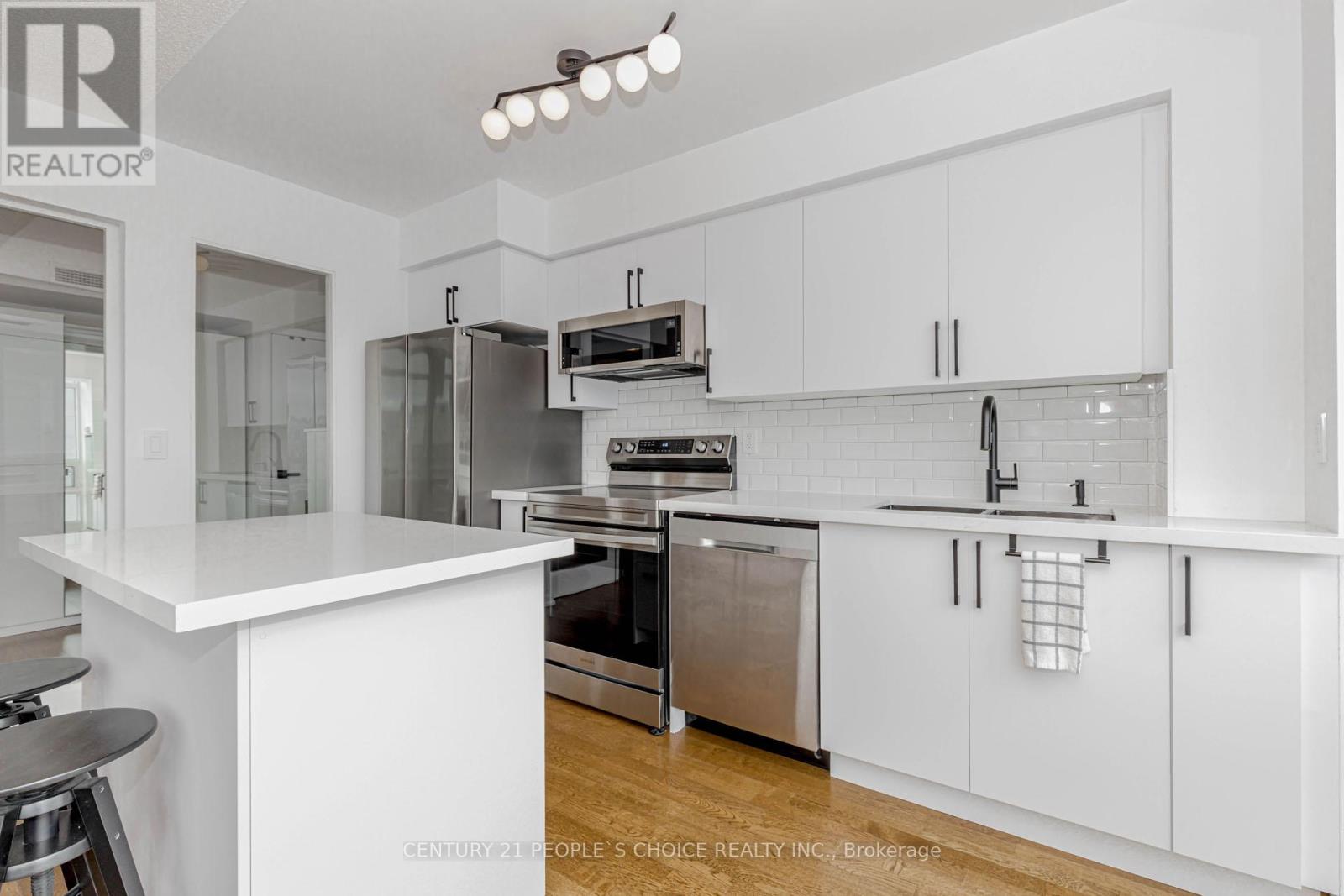 1611 - 215 Fort York Boulevard, Toronto, Ontario  M5V 4A2 - Photo 15 - C13037158