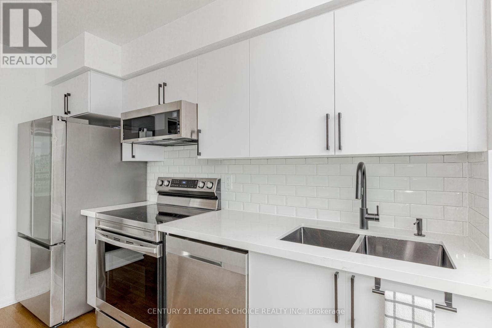 1611 - 215 Fort York Boulevard, Toronto, Ontario  M5V 4A2 - Photo 16 - C13037158