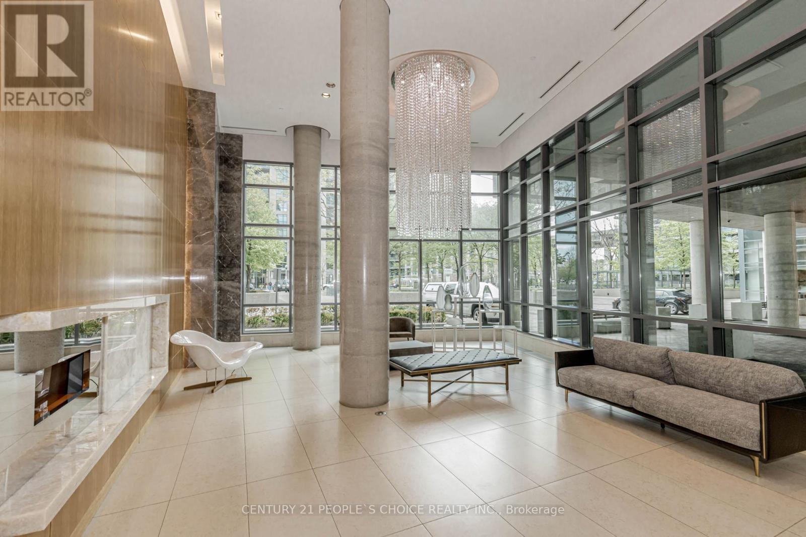 1611 - 215 Fort York Boulevard, Toronto, Ontario  M5V 4A2 - Photo 5 - C13037158