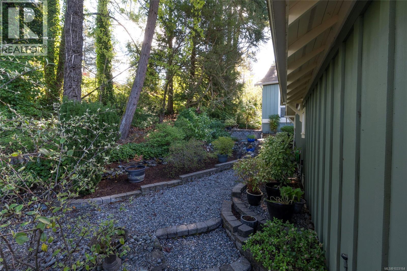 786 Sea Dr, Central Saanich, British Columbia  V8M 1B1 - Photo 65 - 1033164