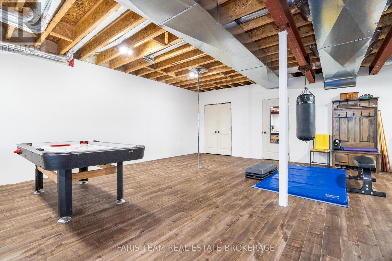 400 Lloyd's Lane, King, Ontario  L7B 0E4 - Photo 33 - N12718134