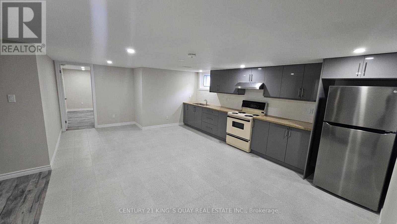 Bsmt - 498 Wilson Road S, Oshawa, Ontario  L1H 6C9 - Photo 3 - E13036828