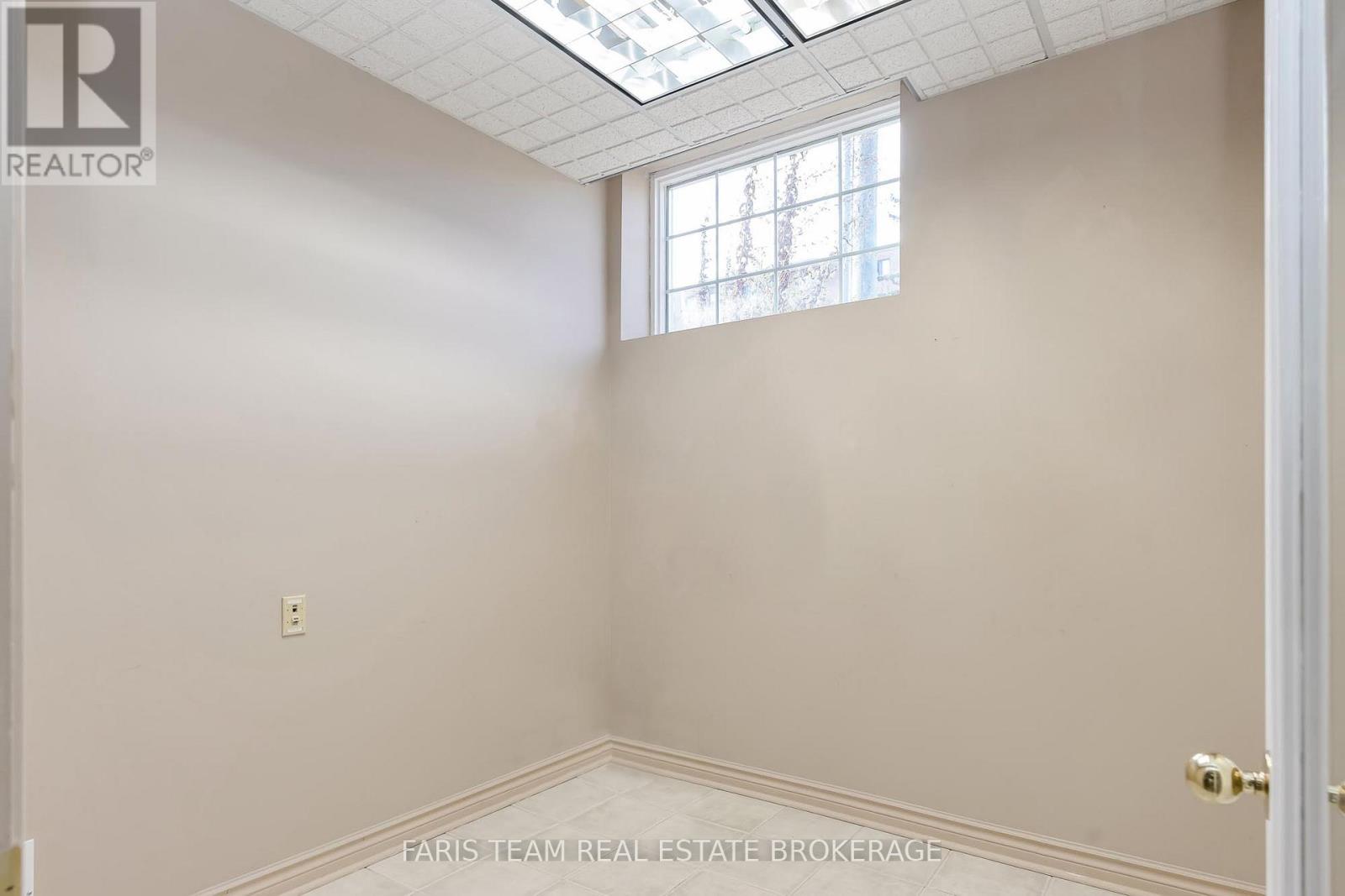 531 King Street, Midland, Ontario  L4R 3N6 - Photo 17 - S12651740