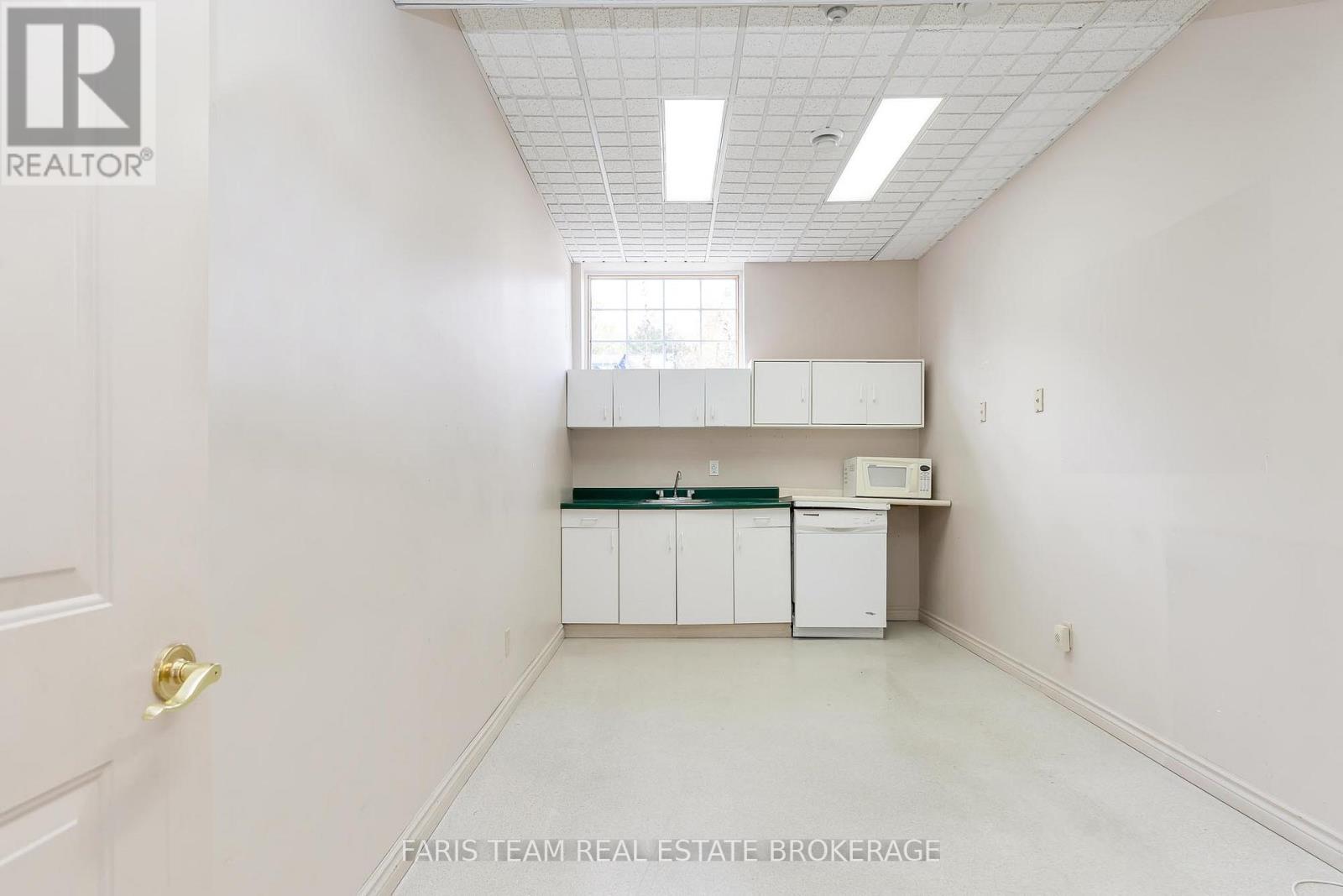 531 King Street, Midland, Ontario  L4R 3N6 - Photo 8 - S12651740