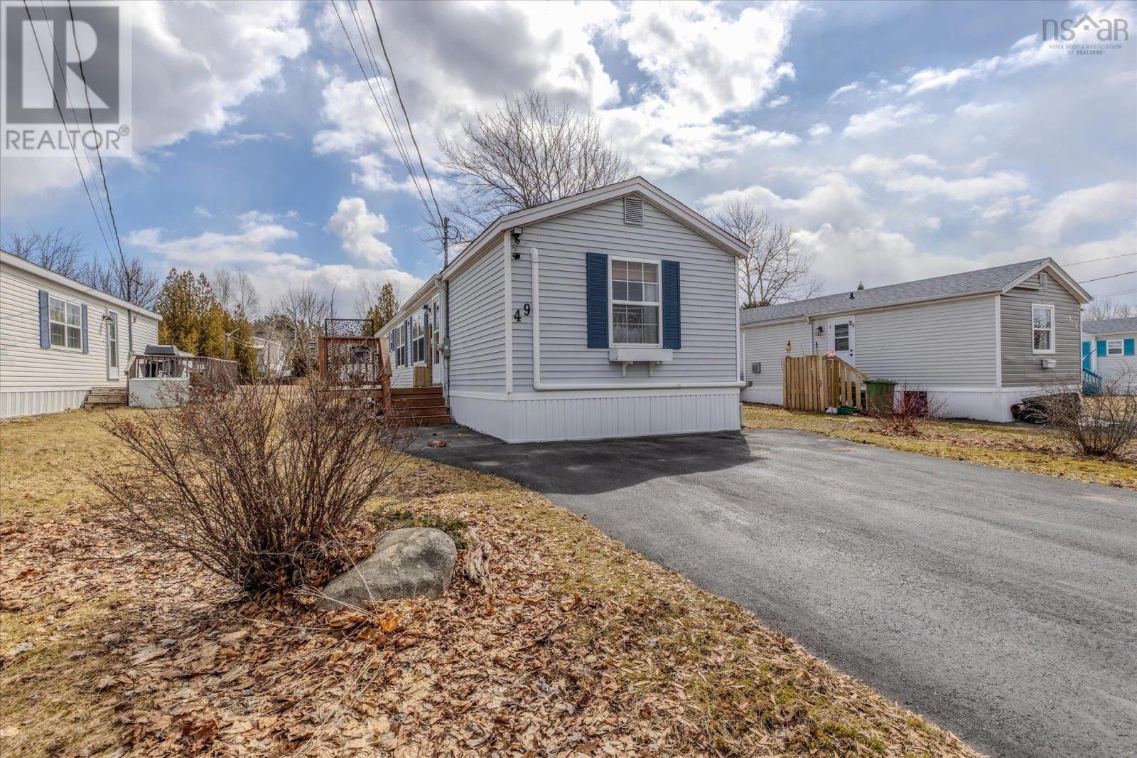 49 Haven Drive, Bridgewater, Nova Scotia  B4V 3X2 - Photo 3 - 202529749