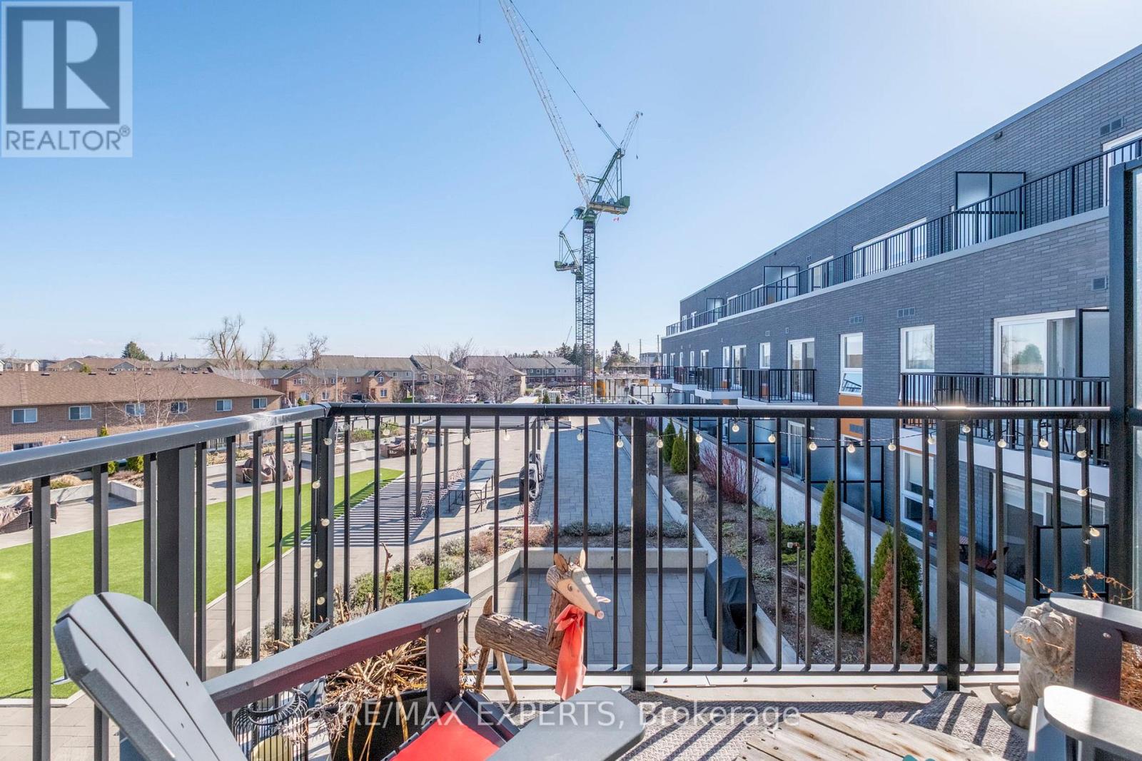 325 - 430 Essa Road, Barrie, Ontario  L4N 9C6 - Photo 26 - S13035142