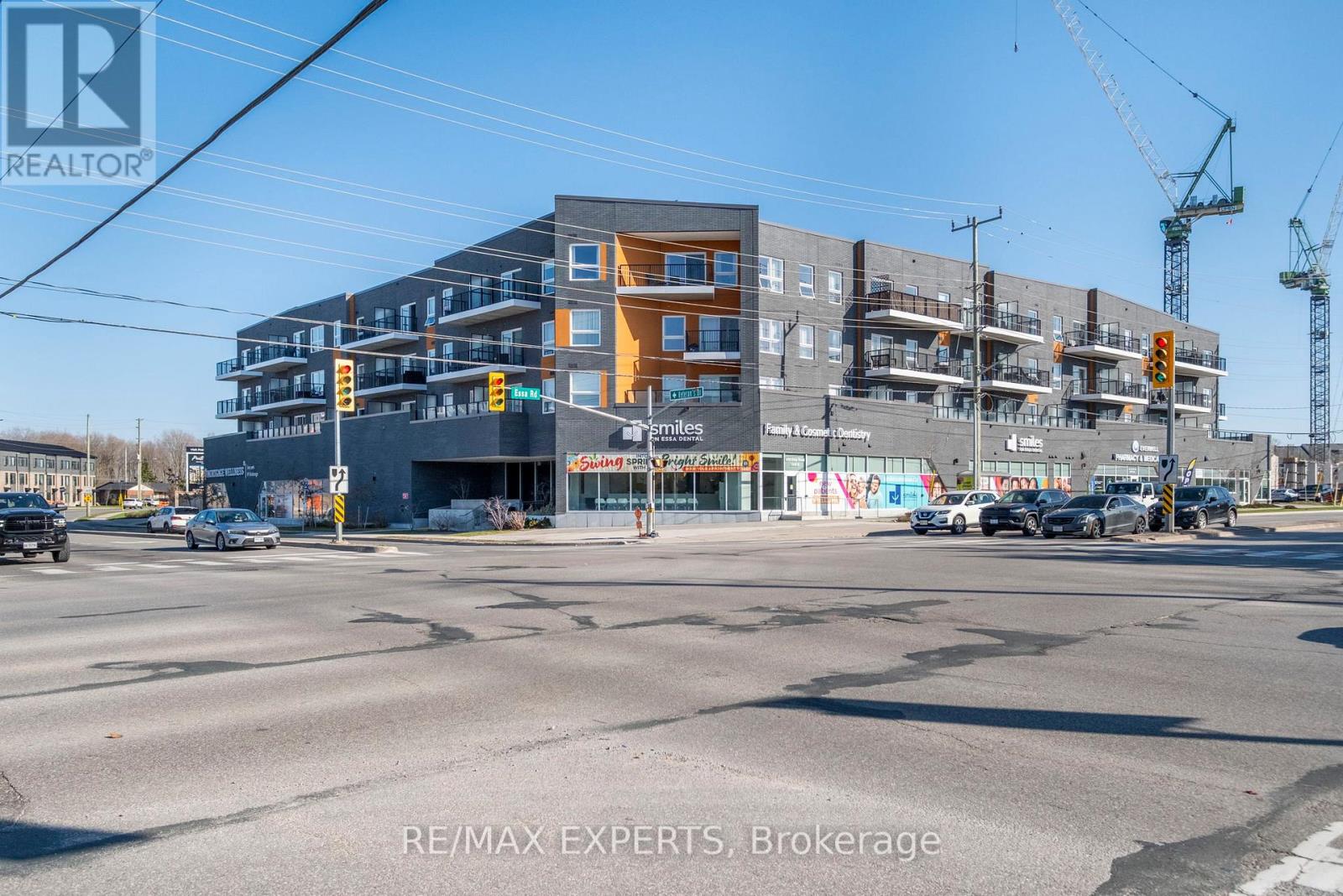 325 - 430 ESSA ROAD, Barrie, Ontario