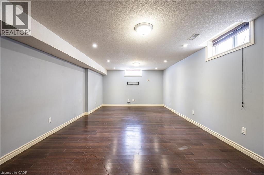 733 Shediac Crescent, Waterloo, Ontario  N2K 4M3 - Photo 35 - 40807851