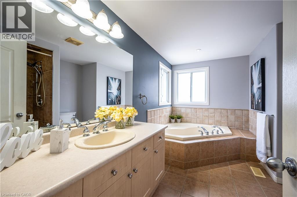 733 Shediac Crescent, Waterloo, Ontario  N2K 4M3 - Photo 32 - 40807851