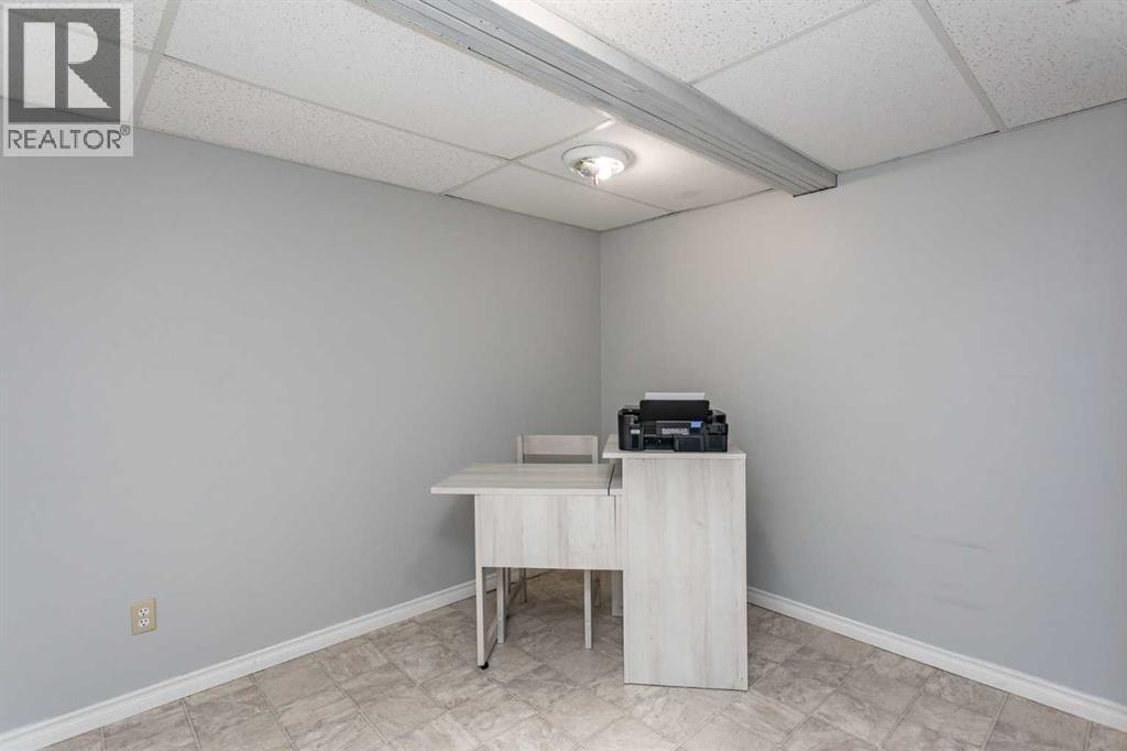 11 Erickson Drive, Red Deer, Alberta  T4R 2A3 - Photo 16 - A2301977