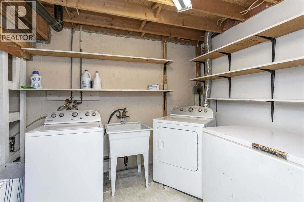 11 Erickson Drive, Red Deer, Alberta  T4R 2A3 - Photo 17 - A2301977